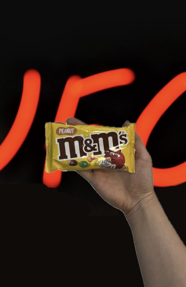 8FA8B1D6-9C82-41D0-9FDE-7F37E17CEAEA اسمارتیز ام اند ام بادام زمینی(M&M’s)