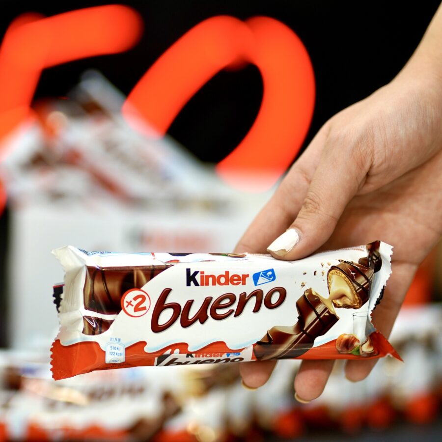 DSC01080 شکلات کیندر بوئنو (Kinder Bueno)