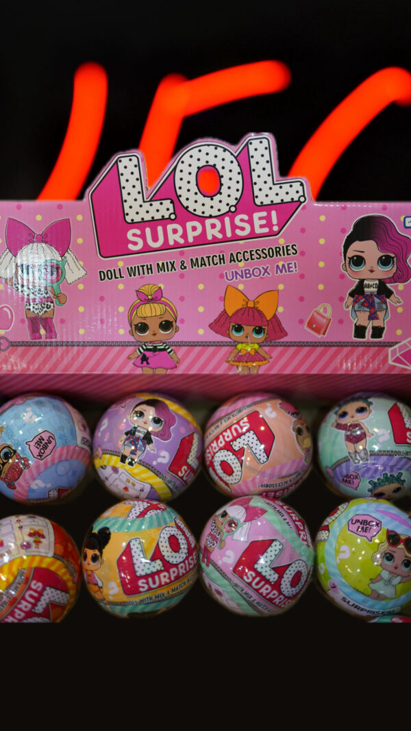 ال و ال سوپرایز (LOL Surprise Ball)