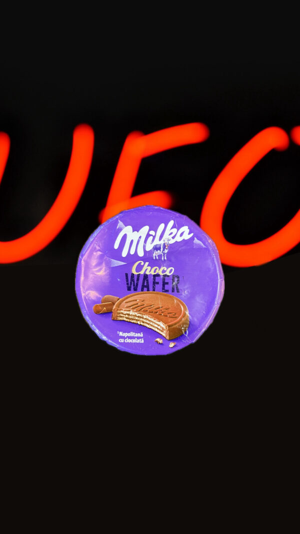 ویفر شکلاتی میلکا ( milka)