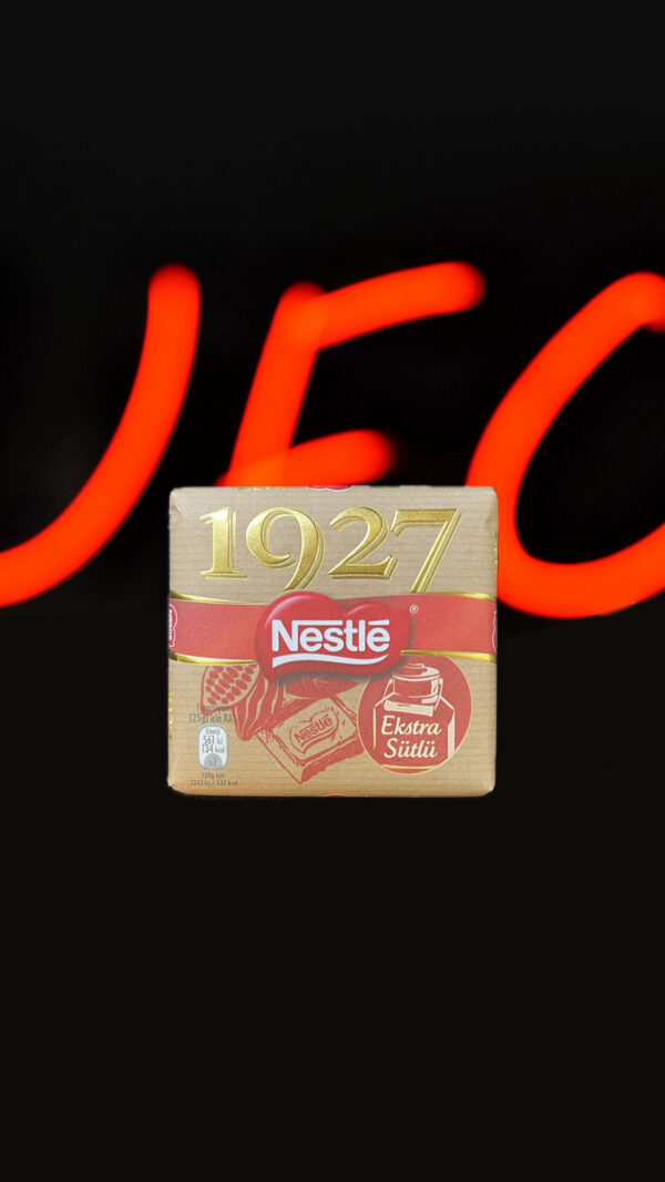 4305D147-4323-4ECB-A1BC-0B1A22AFE0E5 شکلات نستله 1927 (Nestlé 1927)