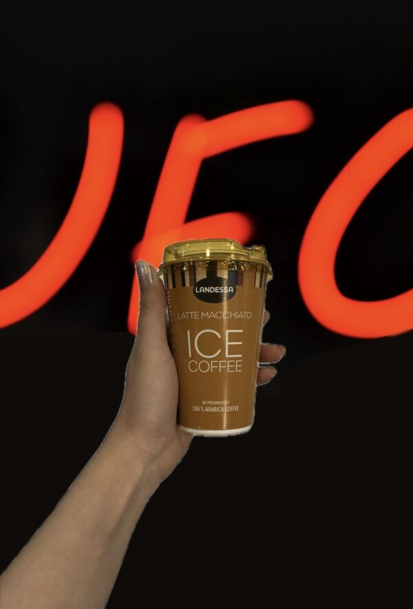 آیس کافی لاته ماکیاتو (Latte Macchiato )
