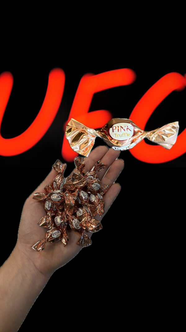 شکلات پینک روسی (Pink Chocolate)