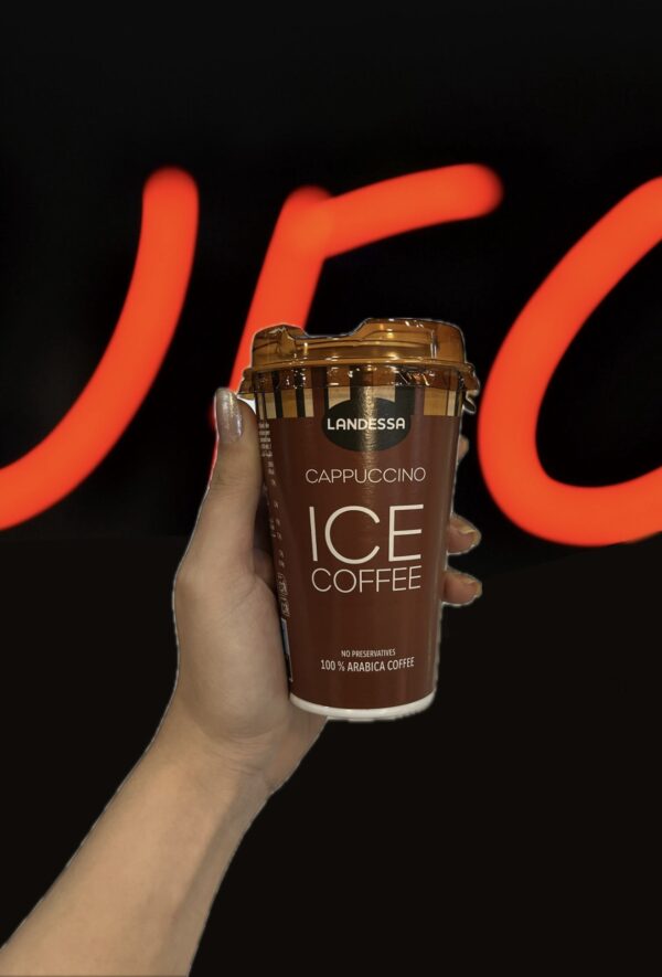 آیس کافی کاپوچینو (cappuccino)