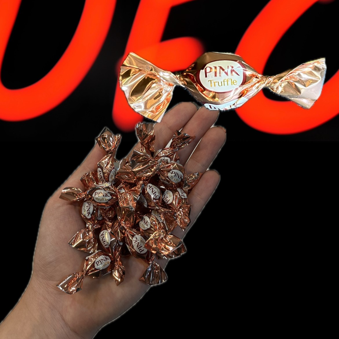 6D7B7E80-7769-4546-957F-6EC92E9A4933 شکلات پینک روسی (Pink Chocolate) - Image 1
