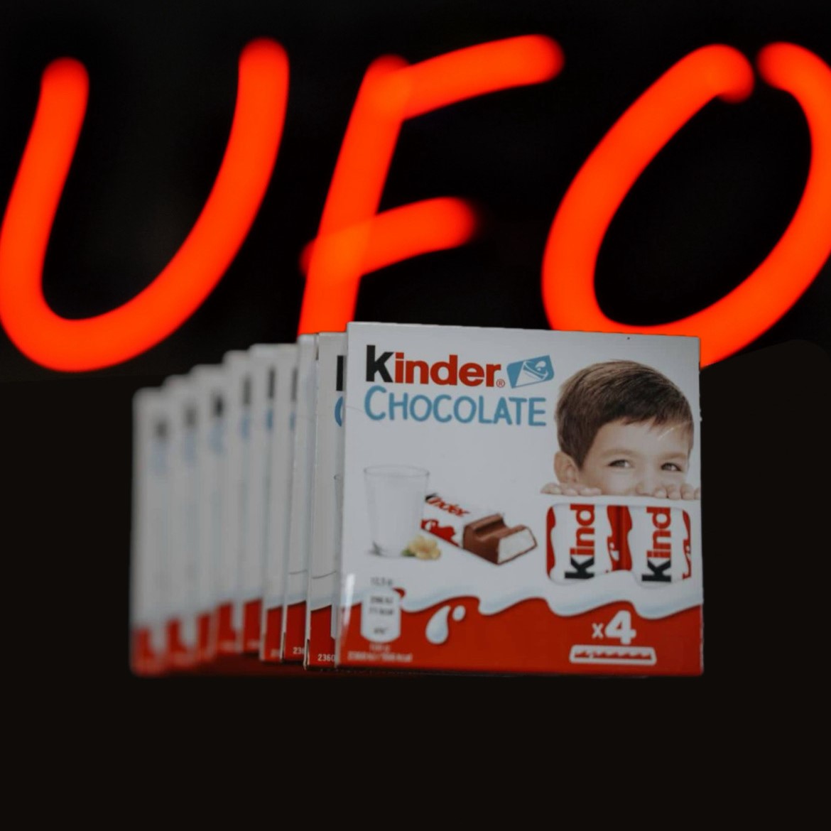 736454F2-2F01-4A61-B049-0A618FEA0ED6 شکلات کیندر (Kinder Chocolate) - Image 1